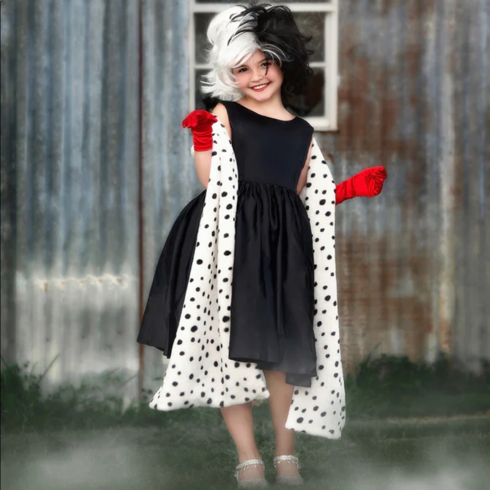 Trish Scully Dalmatian Queen Toddler Size 2T  Cruella Deville includes 4 pcs